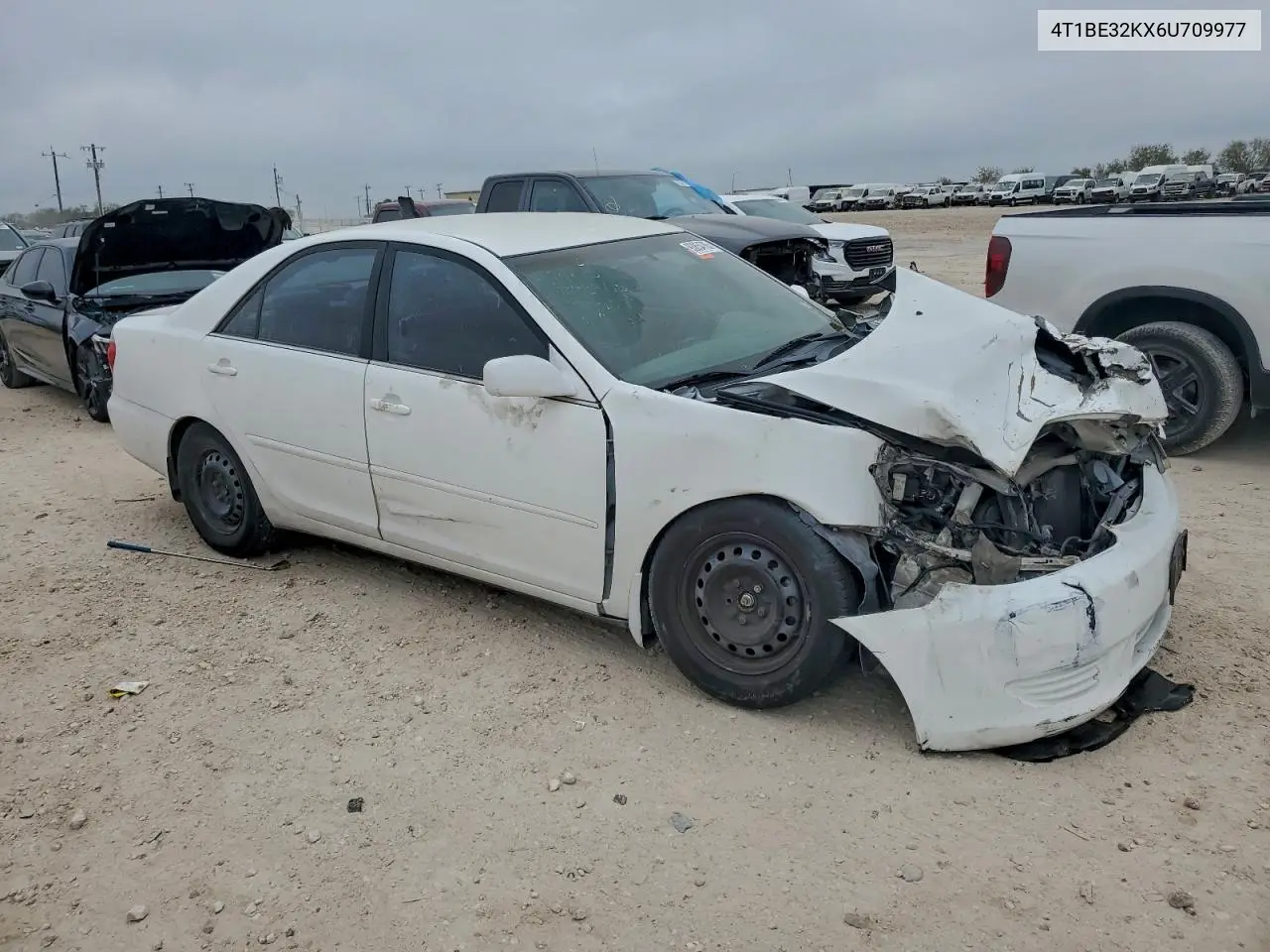 4T1BE32KX6U709977 2006 Toyota Camry Le