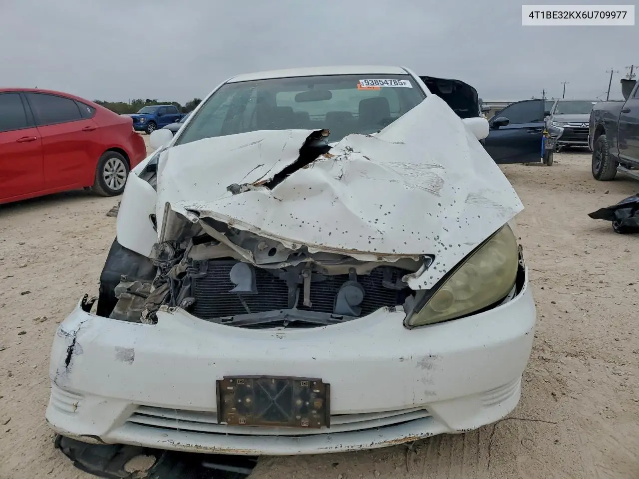 4T1BE32KX6U709977 2006 Toyota Camry Le