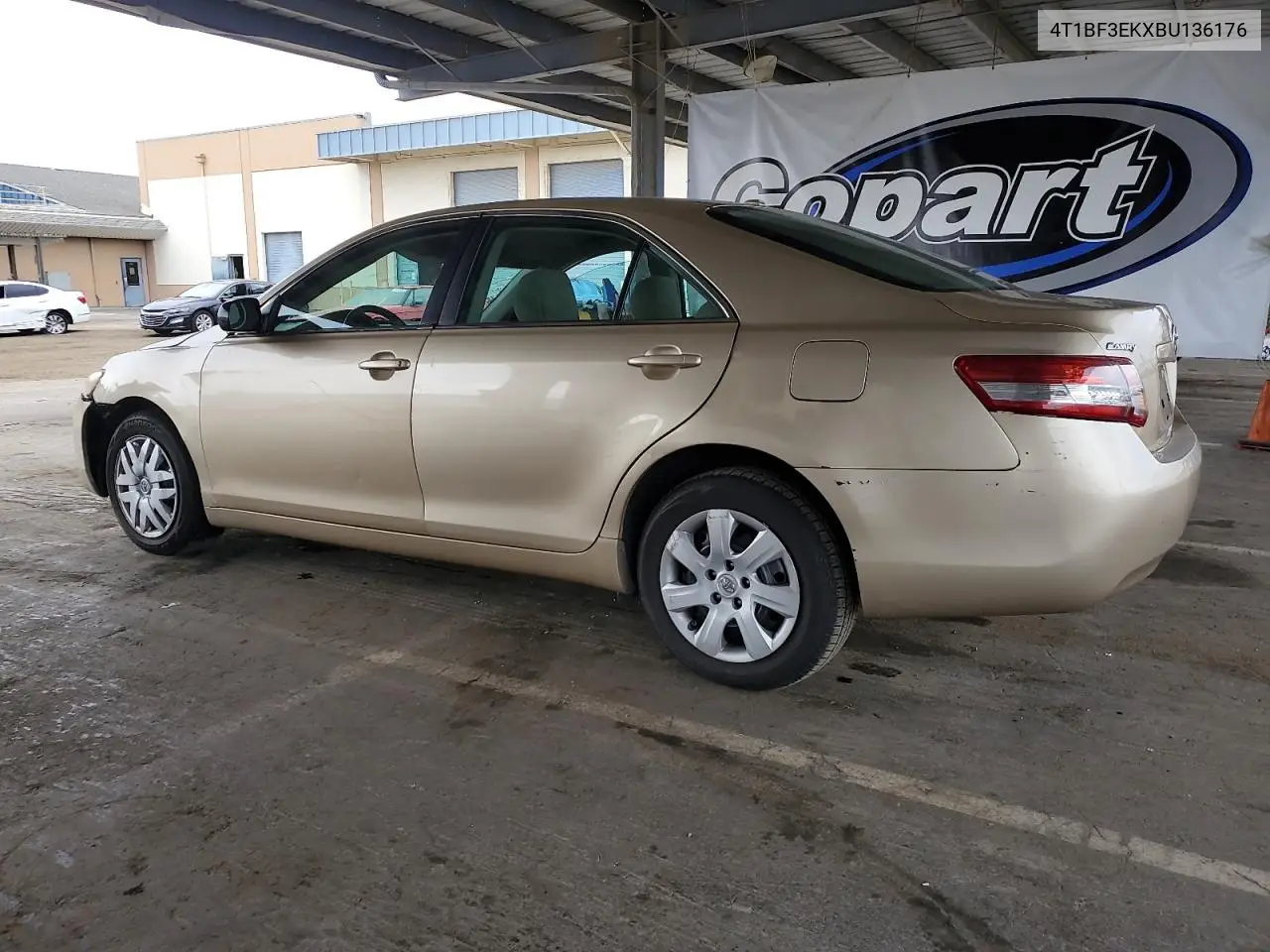 4T1BF3EKXBU136176 2011 Toyota Camry Base