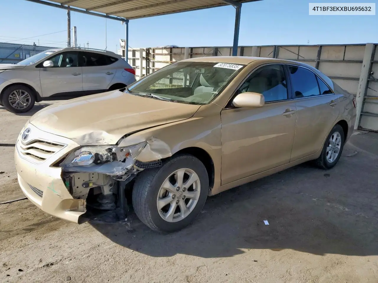 4T1BF3EKXBU695632 2011 Toyota Camry Base