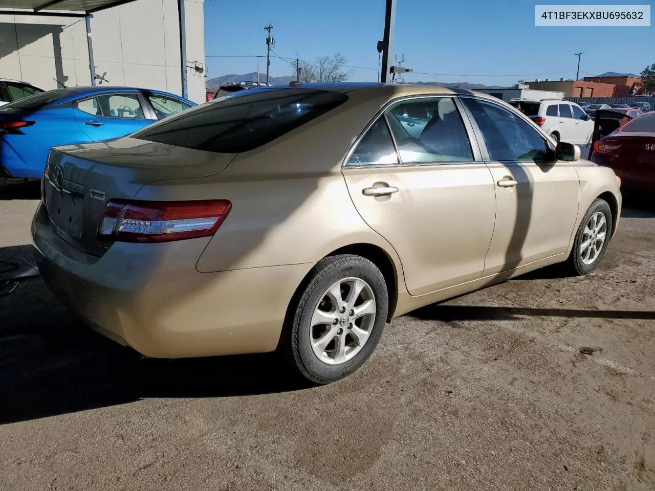 4T1BF3EKXBU695632 2011 Toyota Camry Base