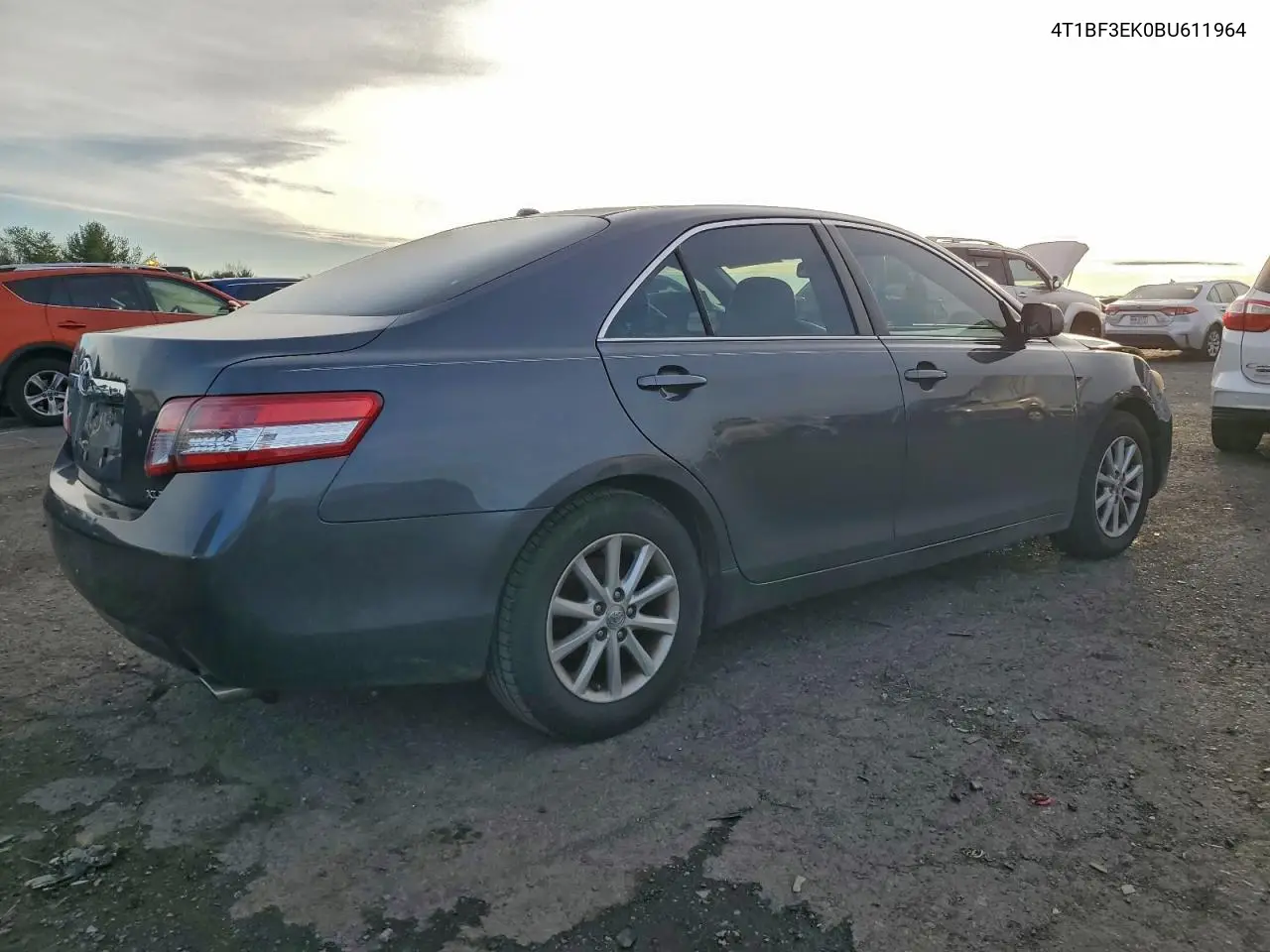 4T1BF3EK0BU611964 2011 Toyota Camry Base