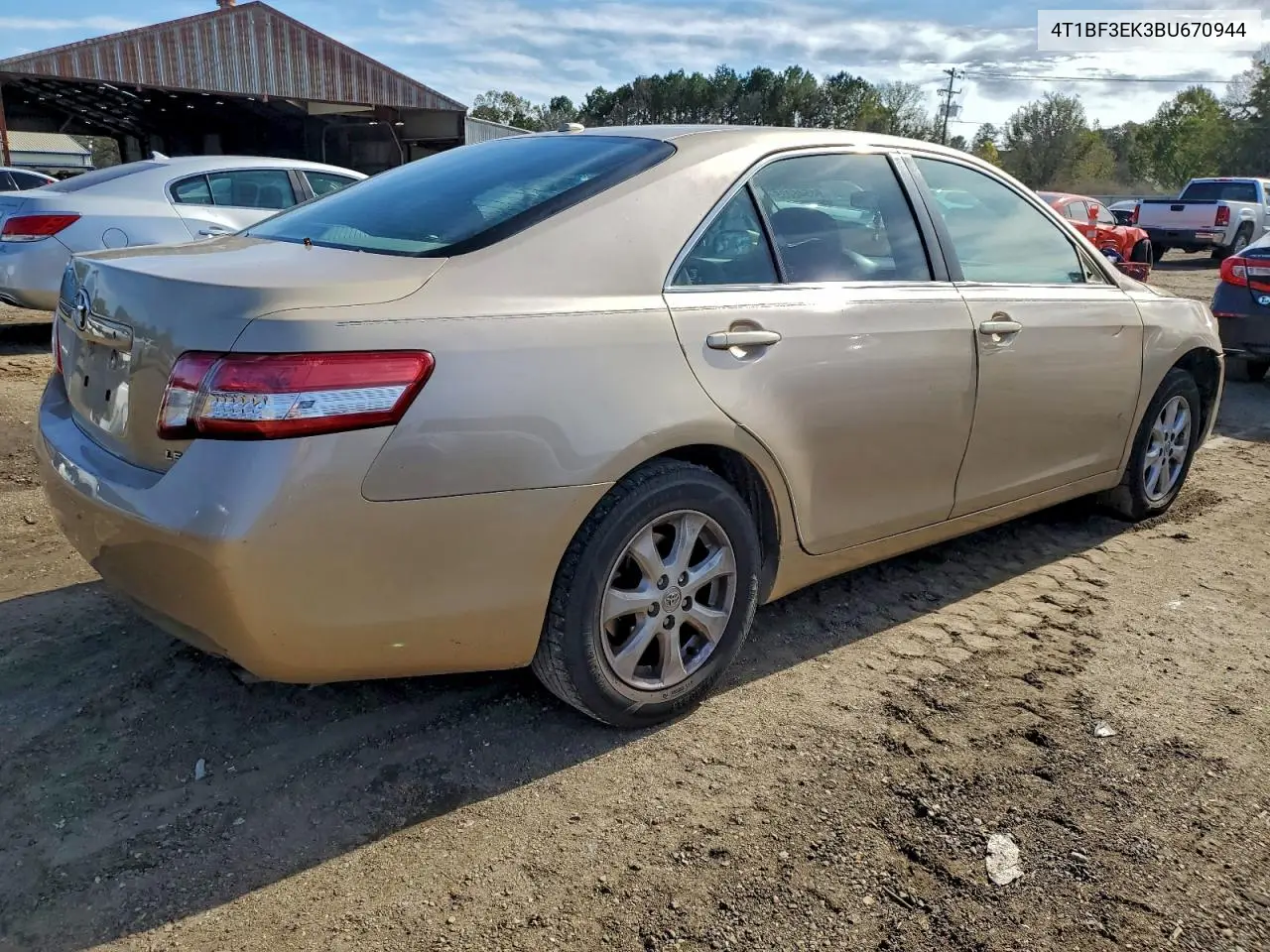 4T1BF3EK3BU670944 2011 Toyota Camry Base