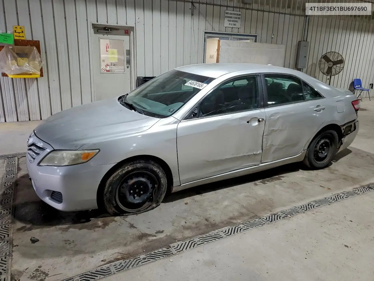 4T1BF3EK1BU697690 2011 Toyota Camry Le