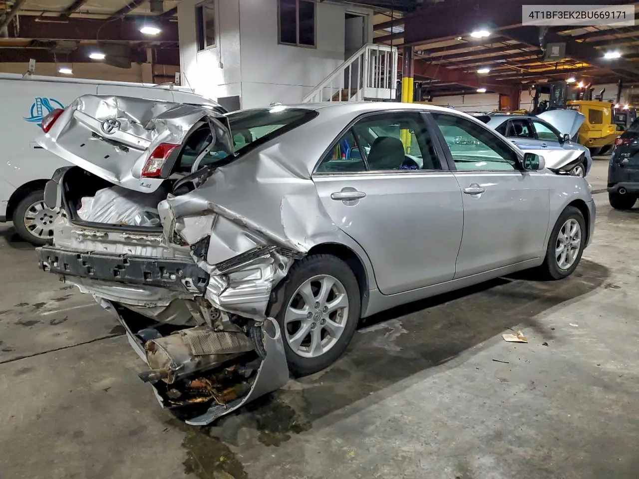 4T1BF3EK2BU669171 2011 Toyota Camry Base