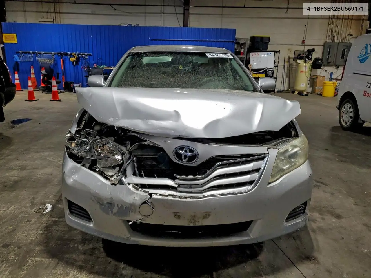 4T1BF3EK2BU669171 2011 Toyota Camry Base