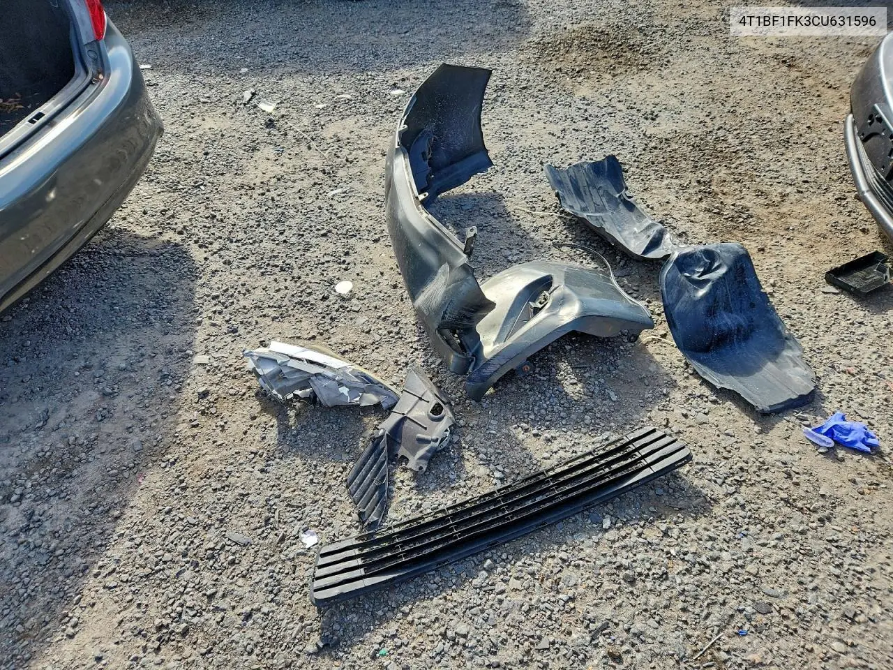 4T1BF1FK3CU631596 2012 Toyota Camry Base