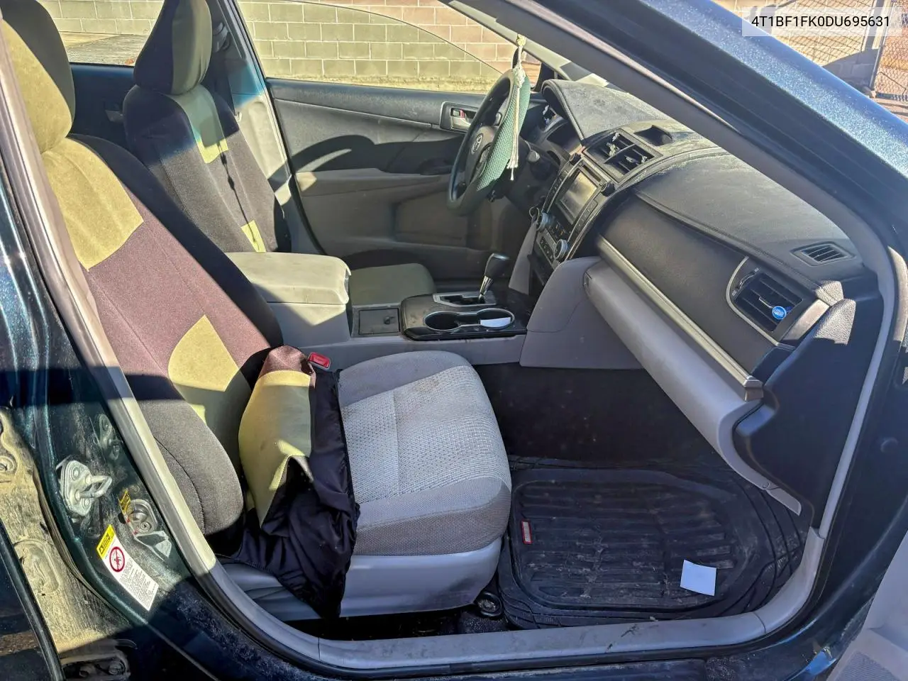 4T1BF1FK0DU695631 2013 Toyota Camry L