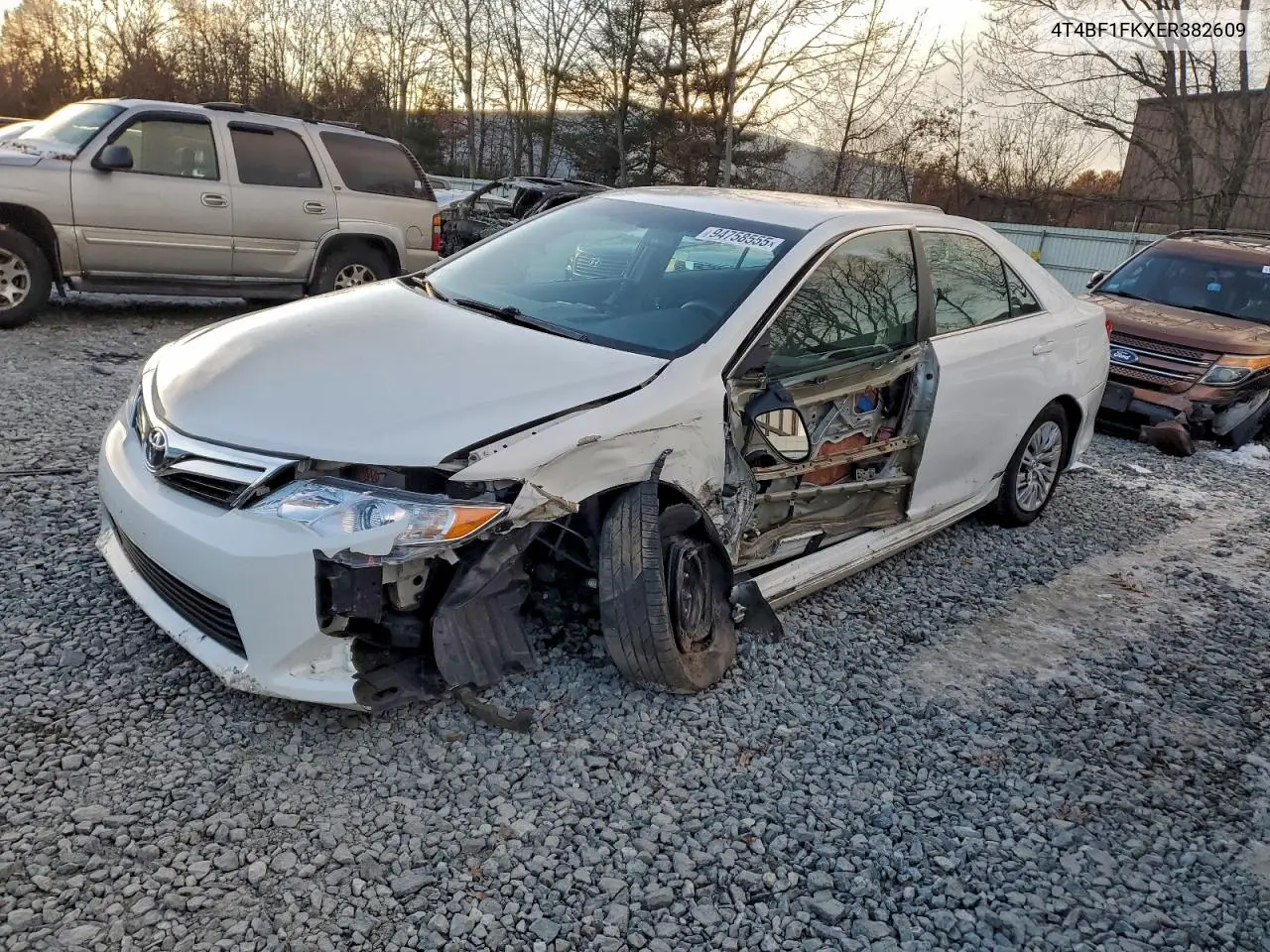4T4BF1FKXER382609 2014 Toyota Camry L