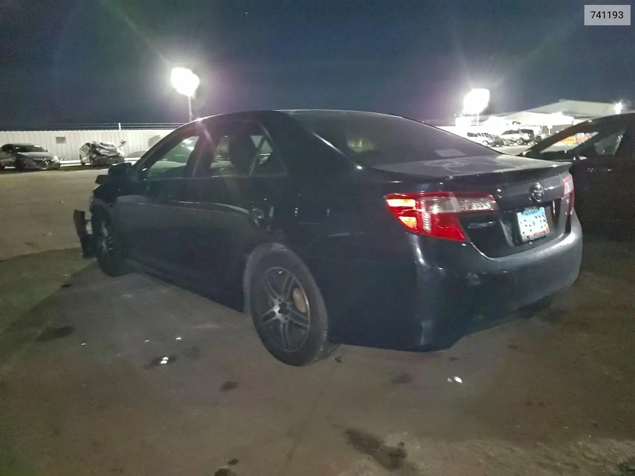 741193 2014 Toyota Camry L