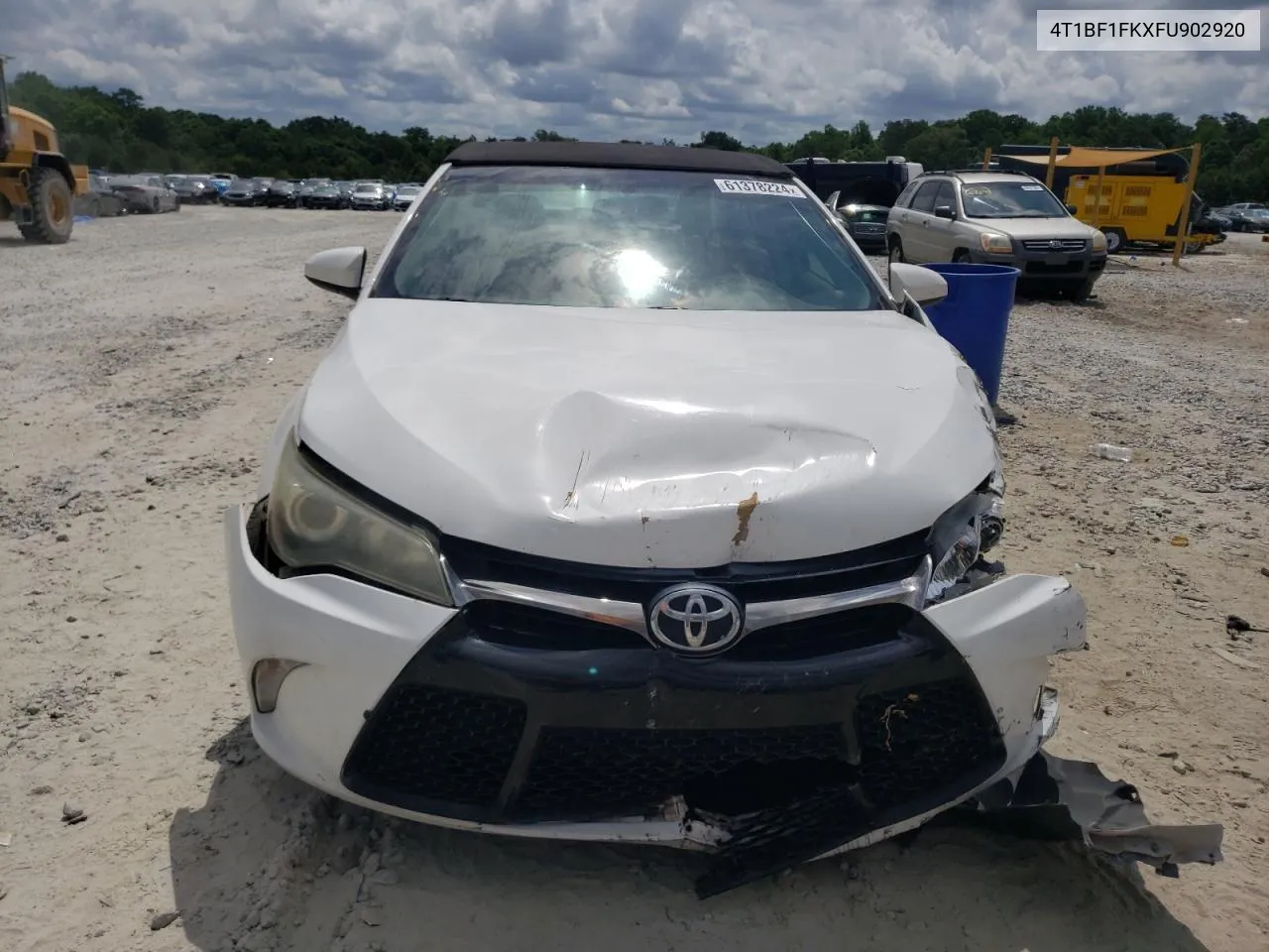 4T1BF1FKXFU902920 2015 Toyota Camry Le