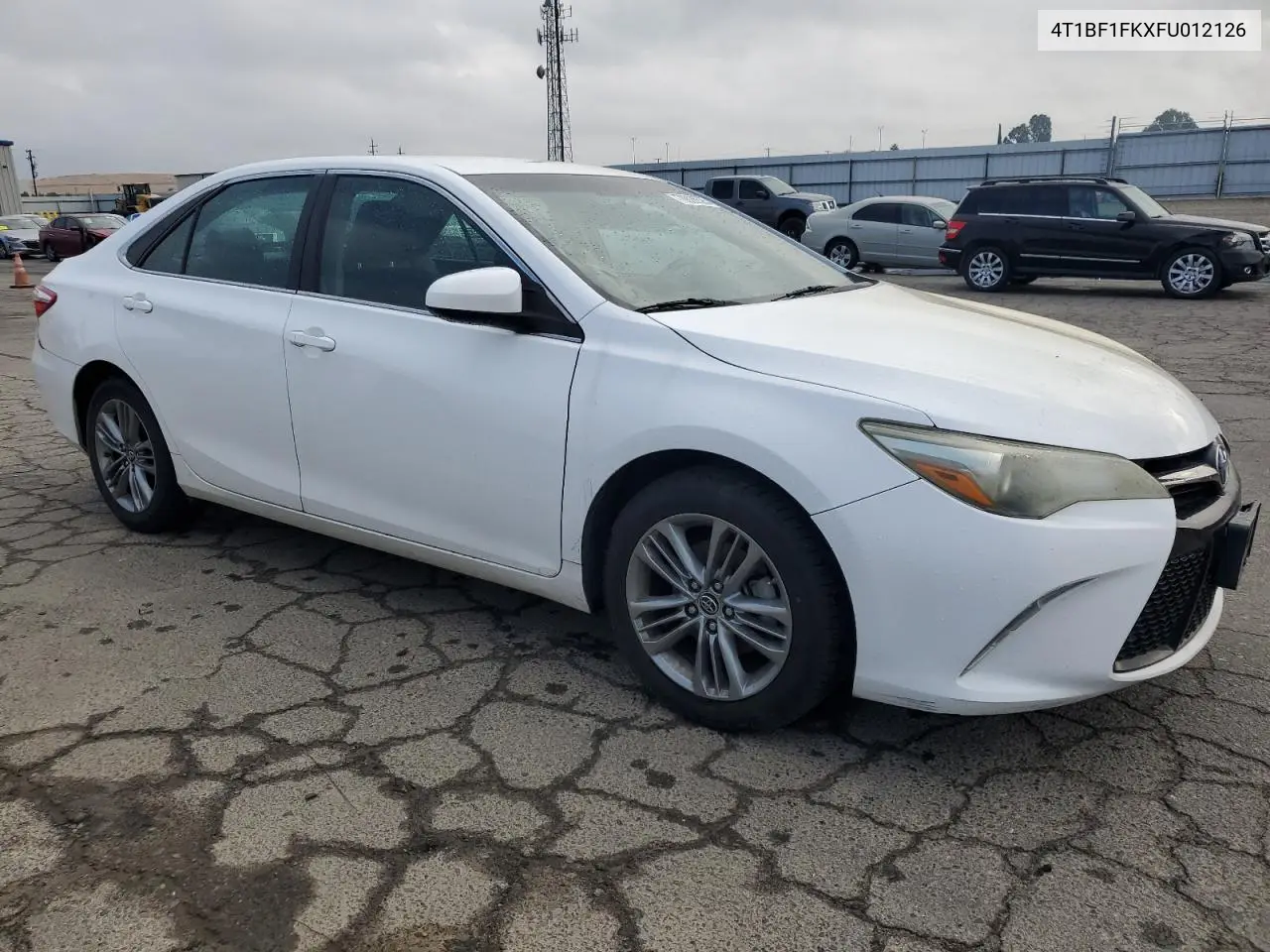 4T1BF1FKXFU012126 2015 Toyota Camry Le