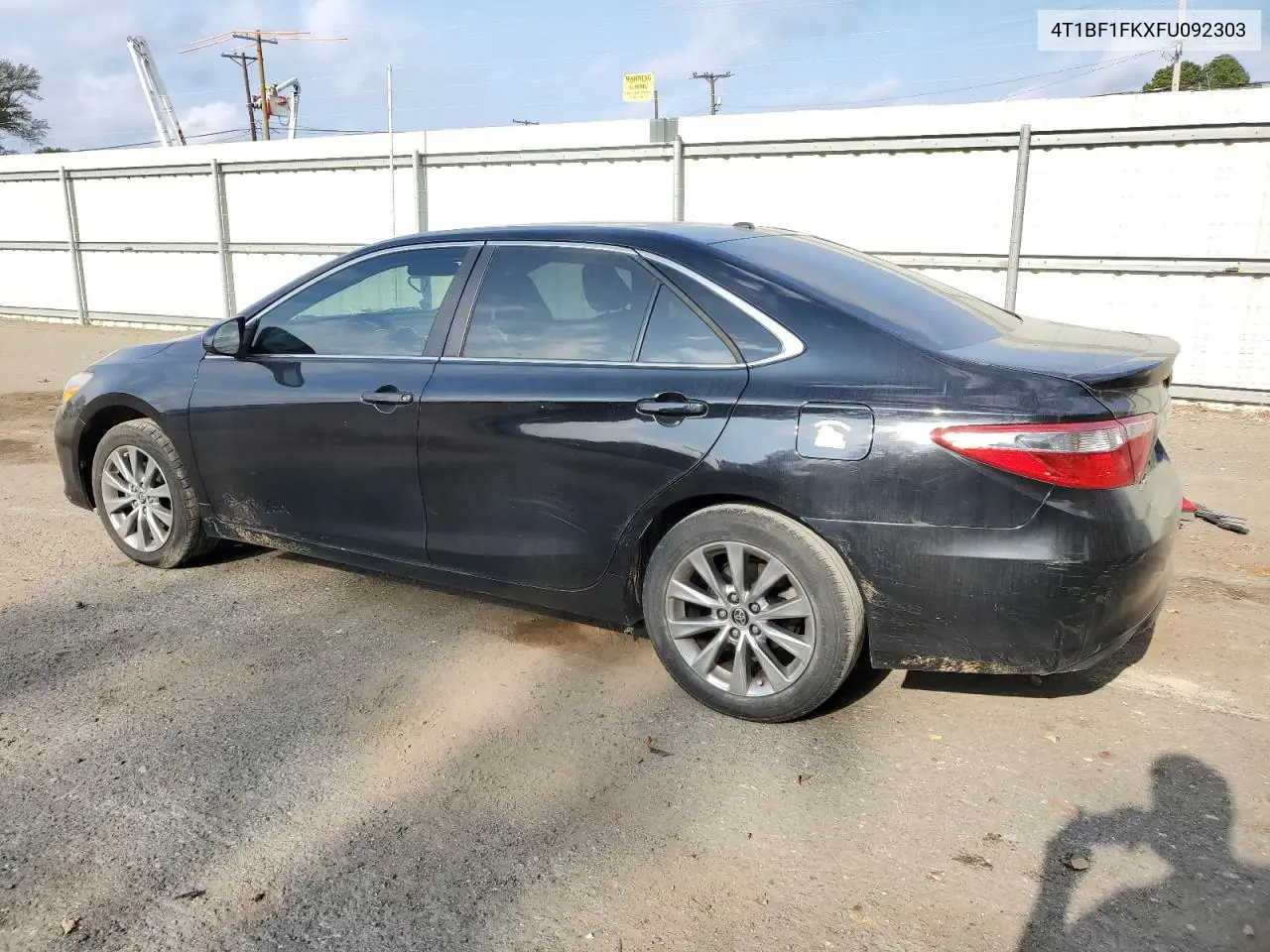 4T1BF1FKXFU092303 2015 Toyota Camry Le