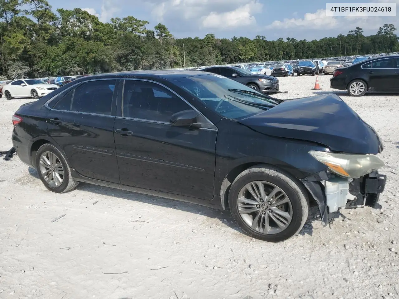 4T1BF1FK3FU024618 2015 Toyota Camry Le
