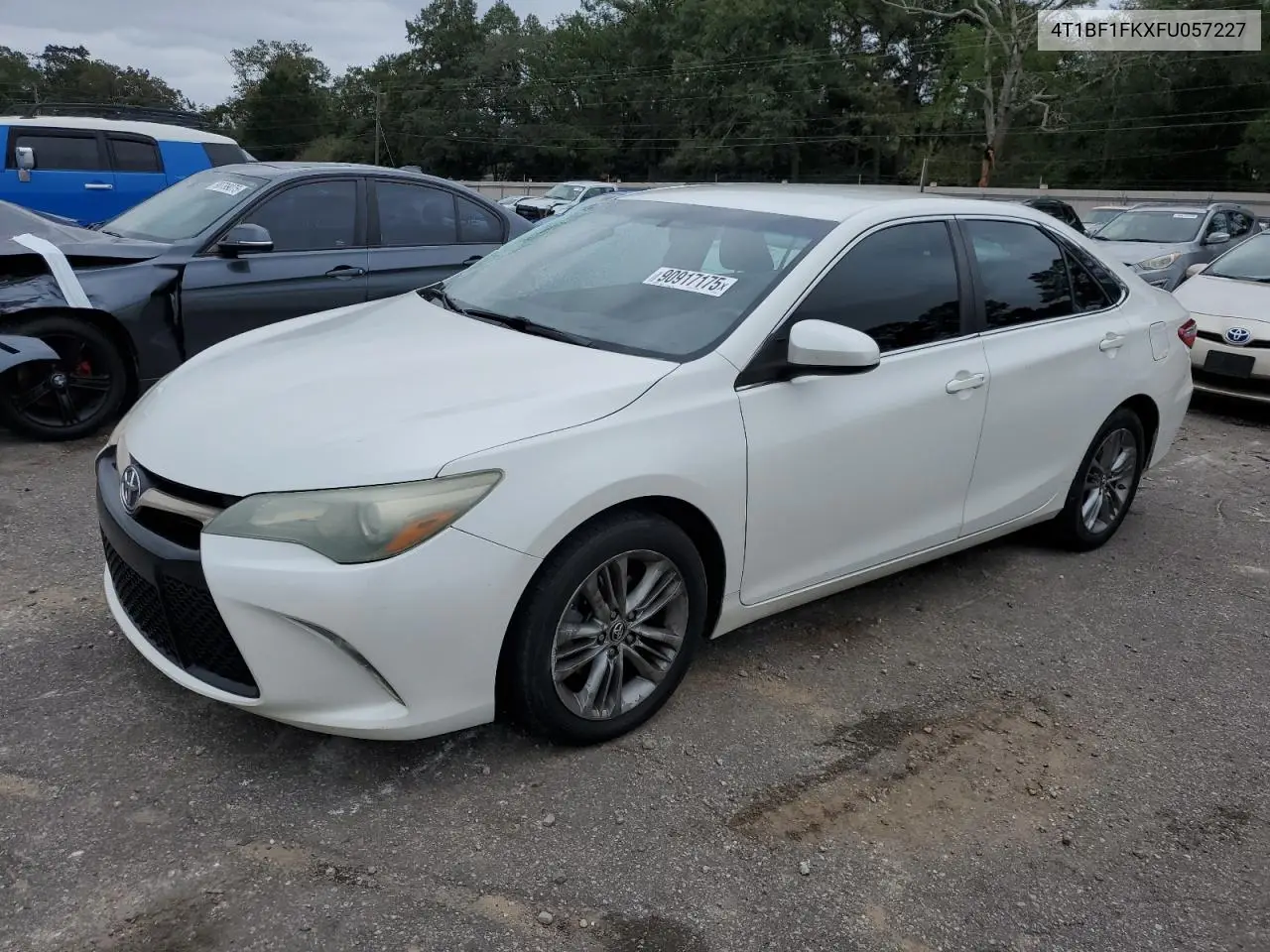 4T1BF1FKXFU057227 2015 Toyota Camry Le