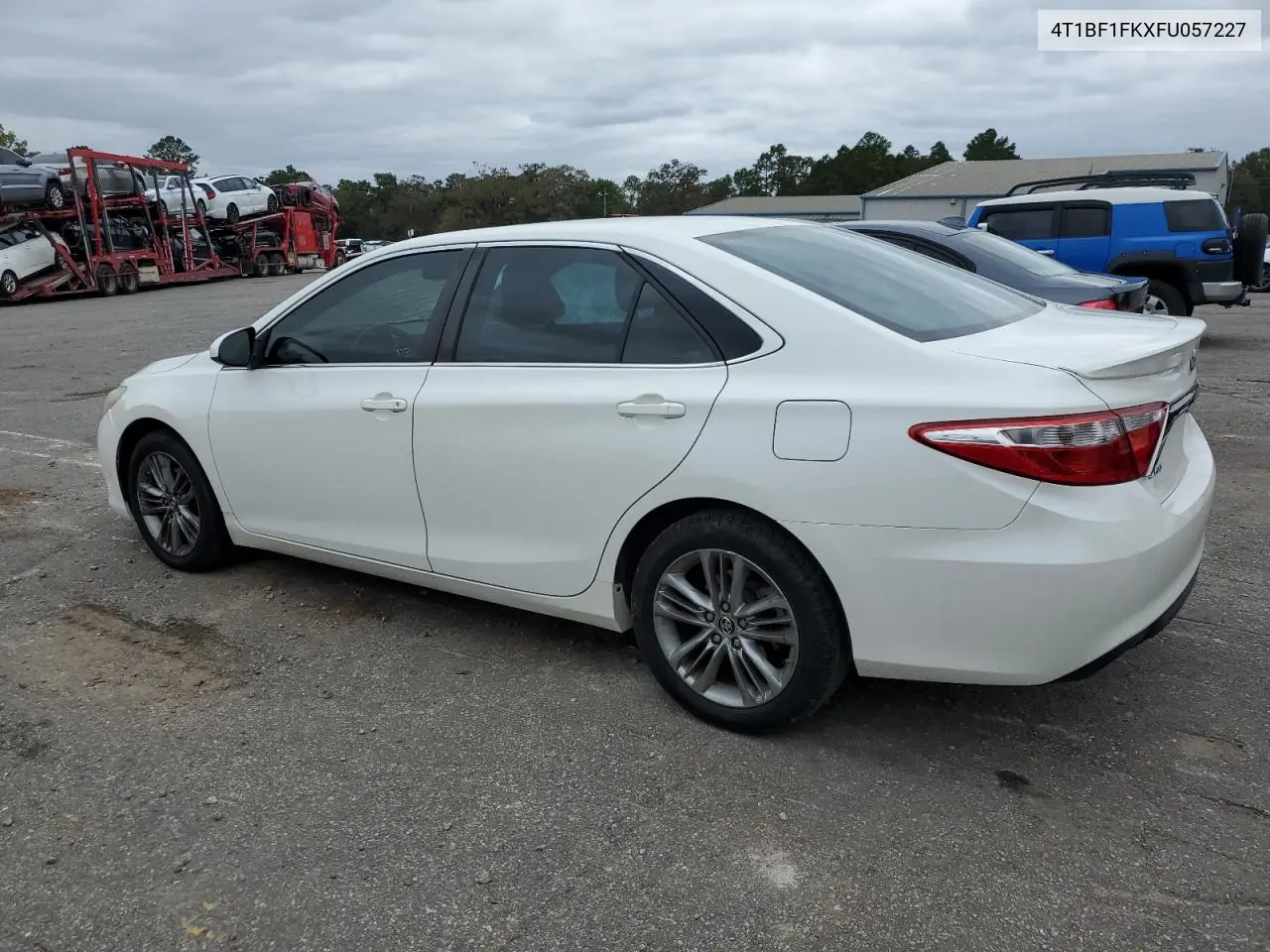 4T1BF1FKXFU057227 2015 Toyota Camry Le