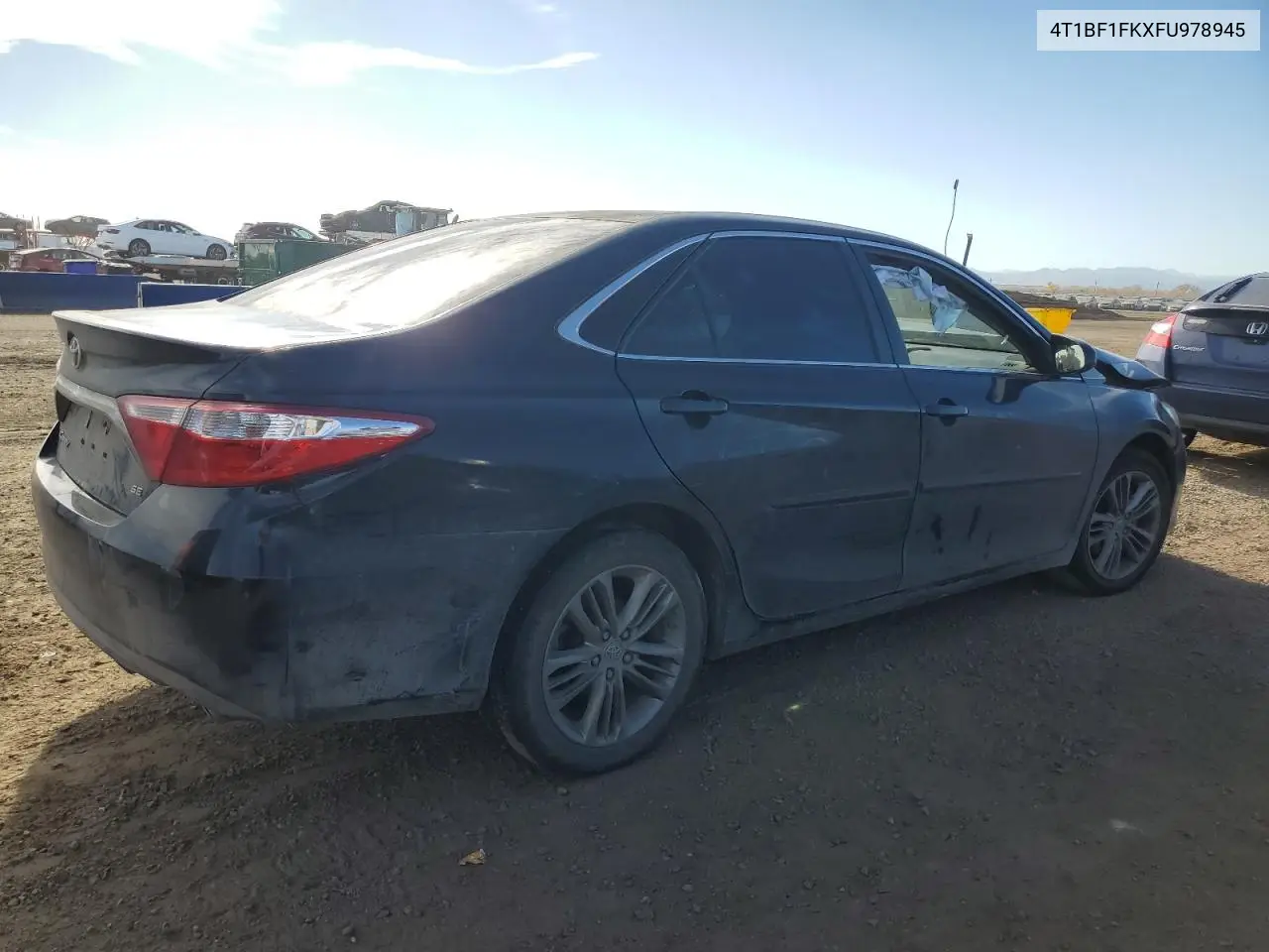 4T1BF1FKXFU978945 2015 Toyota Camry Le