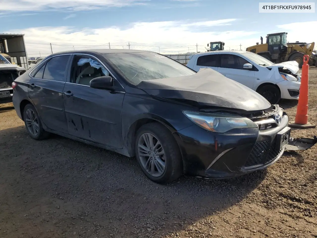 4T1BF1FKXFU978945 2015 Toyota Camry Le