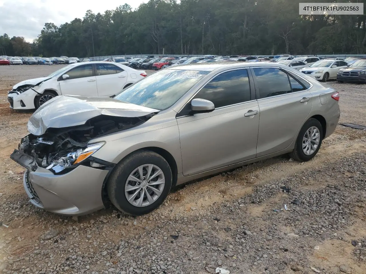 4T1BF1FK1FU902563 2015 Toyota Camry Le