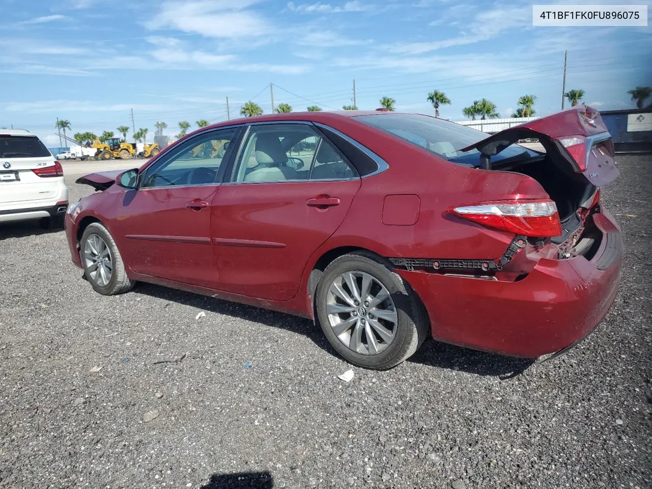 4T1BF1FK0FU896075 2015 Toyota Camry Le