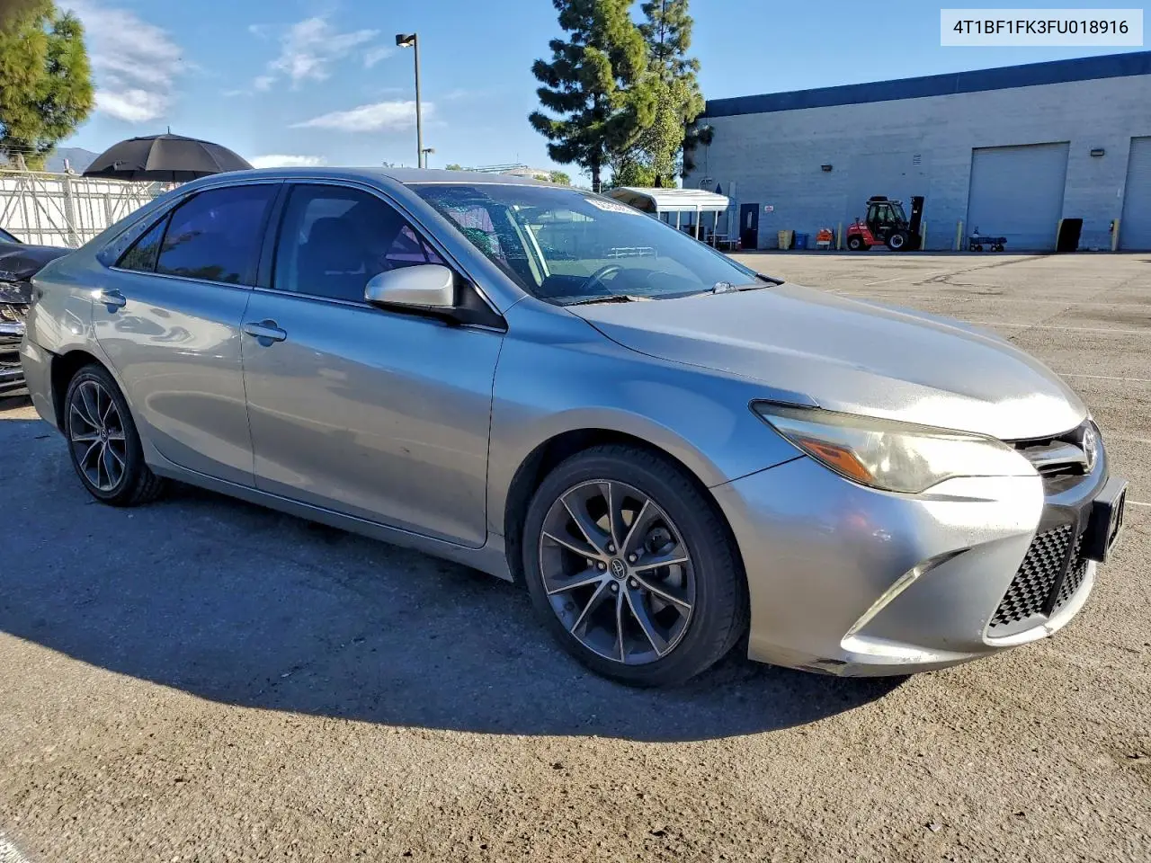 4T1BF1FK3FU018916 2015 Toyota Camry Le