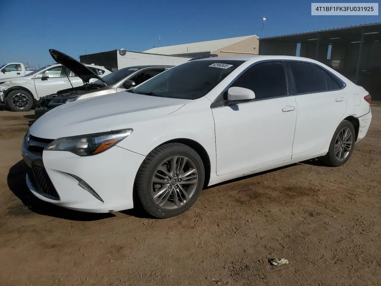 4T1BF1FK3FU031925 2015 Toyota Camry Le