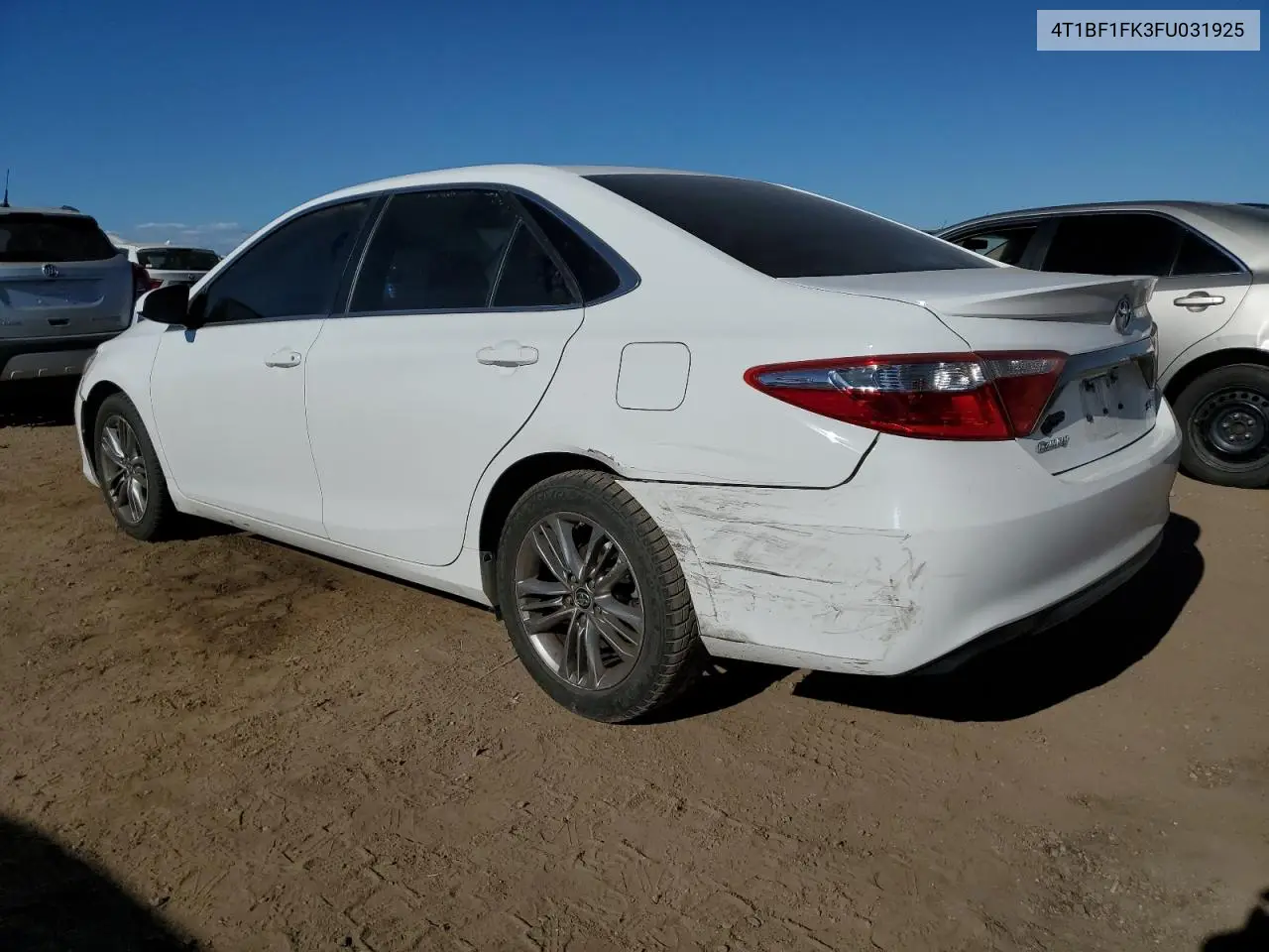 4T1BF1FK3FU031925 2015 Toyota Camry Le
