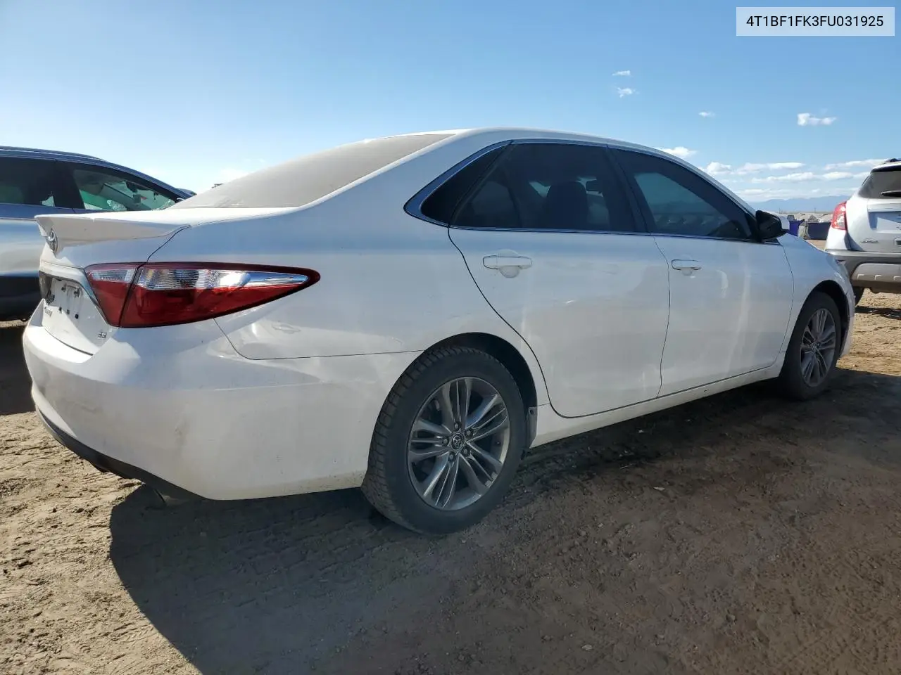 4T1BF1FK3FU031925 2015 Toyota Camry Le