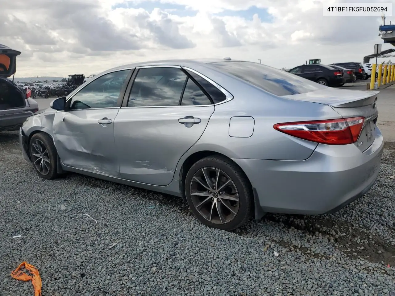 4T1BF1FK5FU052694 2015 Toyota Camry Le