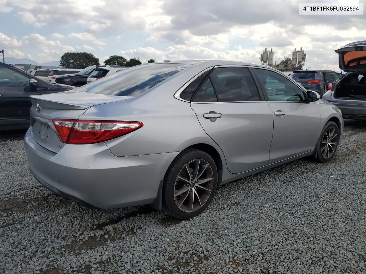 4T1BF1FK5FU052694 2015 Toyota Camry Le
