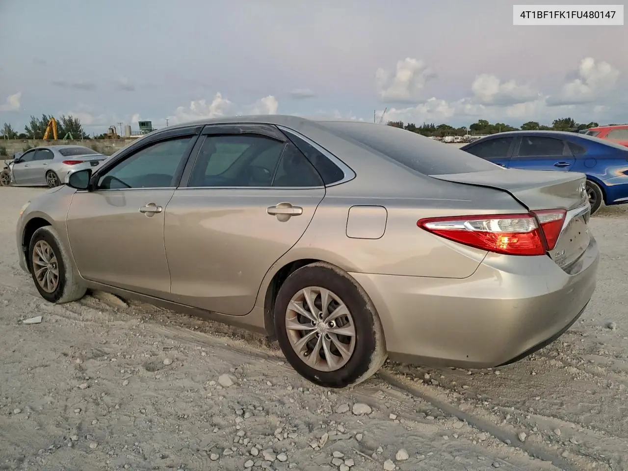 4T1BF1FK1FU480147 2015 Toyota Camry Le