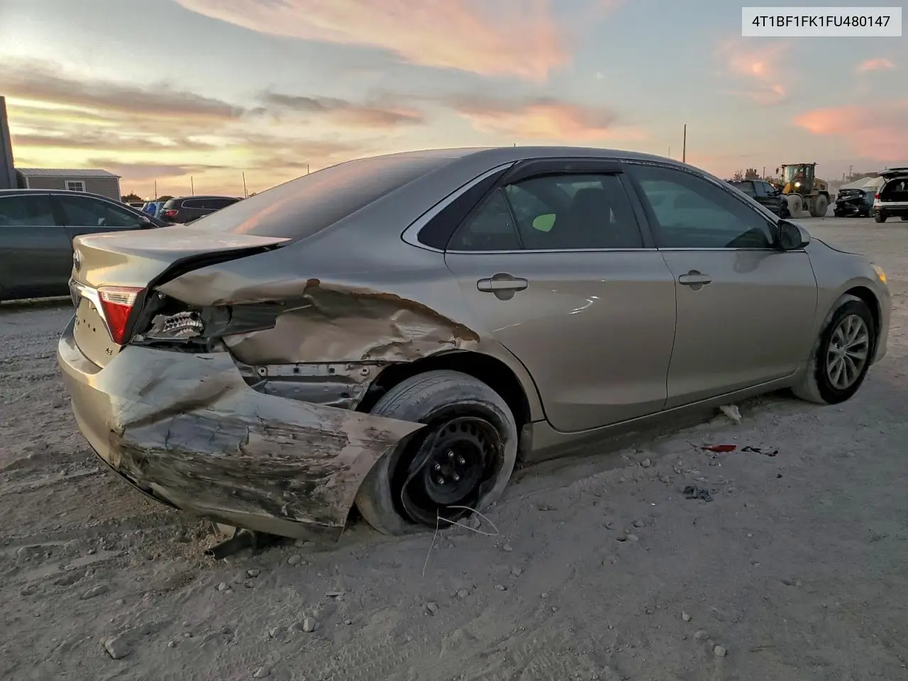 4T1BF1FK1FU480147 2015 Toyota Camry Le