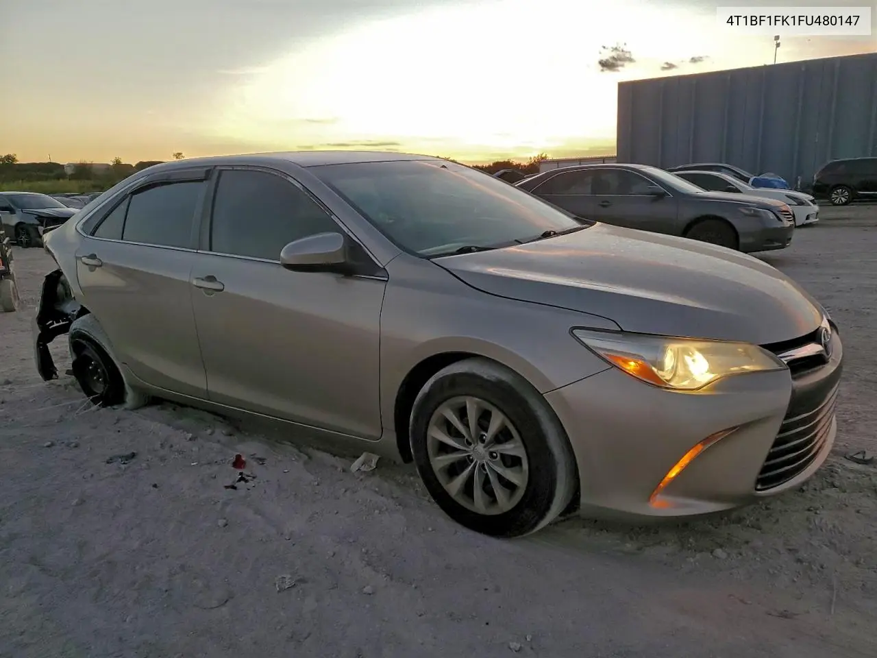 4T1BF1FK1FU480147 2015 Toyota Camry Le