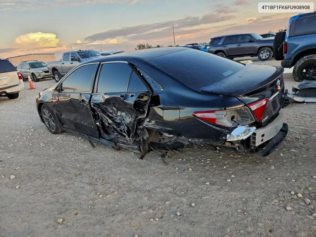 4T1BF1FK6FU908908 2015 Toyota Camry Le