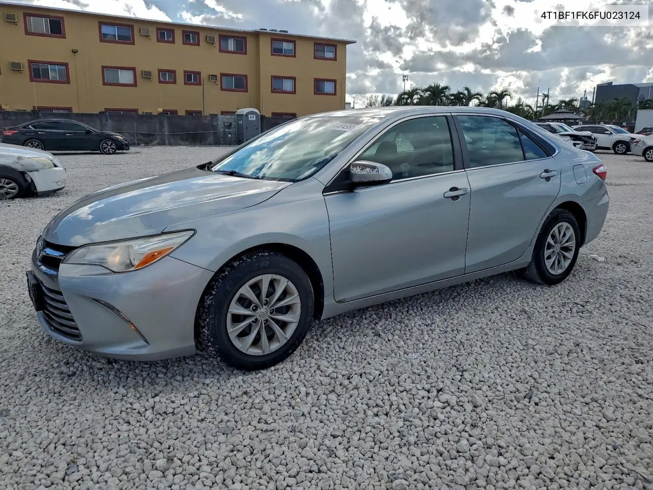 4T1BF1FK6FU023124 2015 Toyota Camry Le