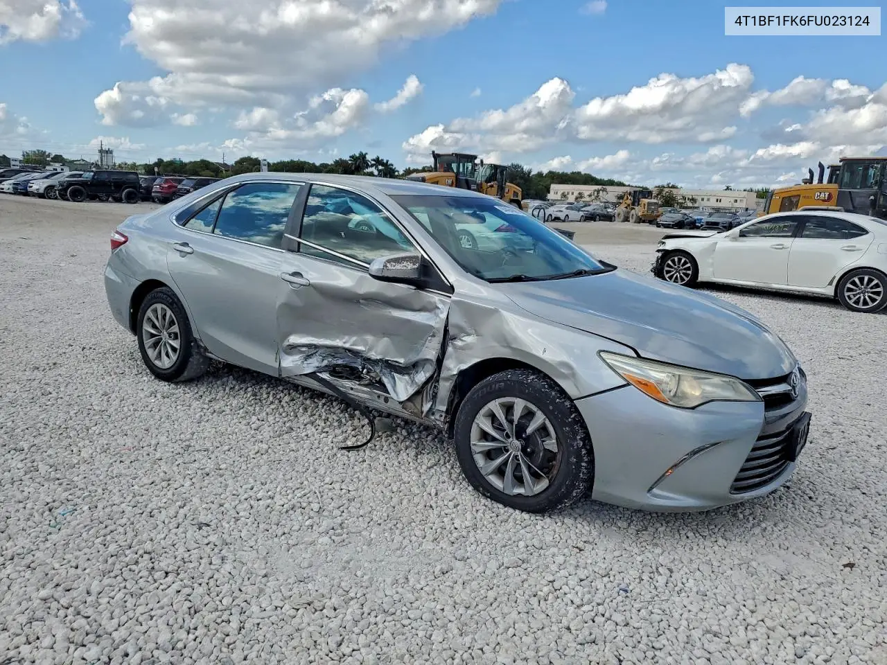 4T1BF1FK6FU023124 2015 Toyota Camry Le