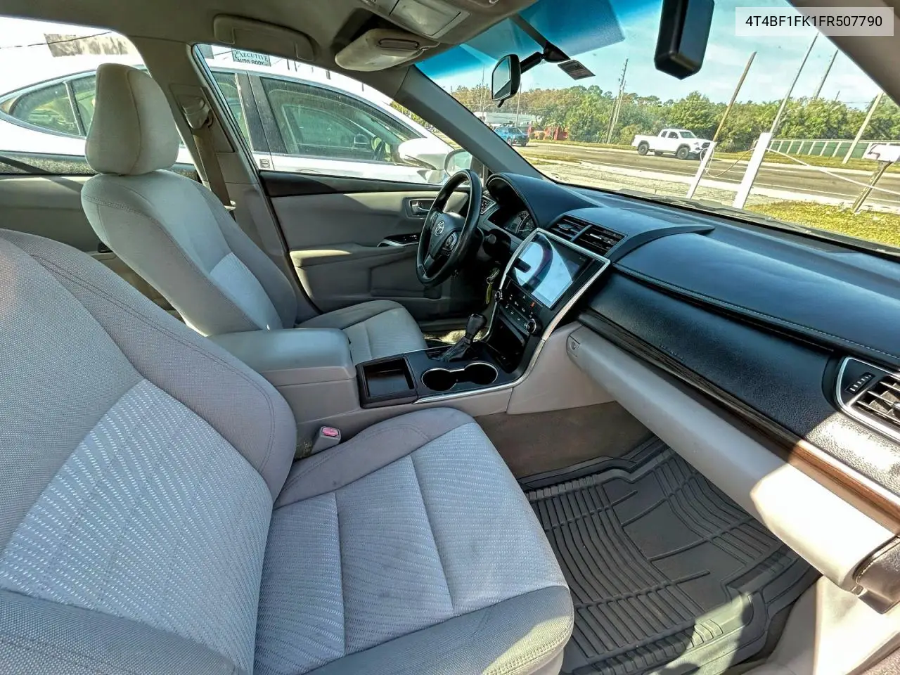 4T4BF1FK1FR507790 2015 Toyota Camry Le