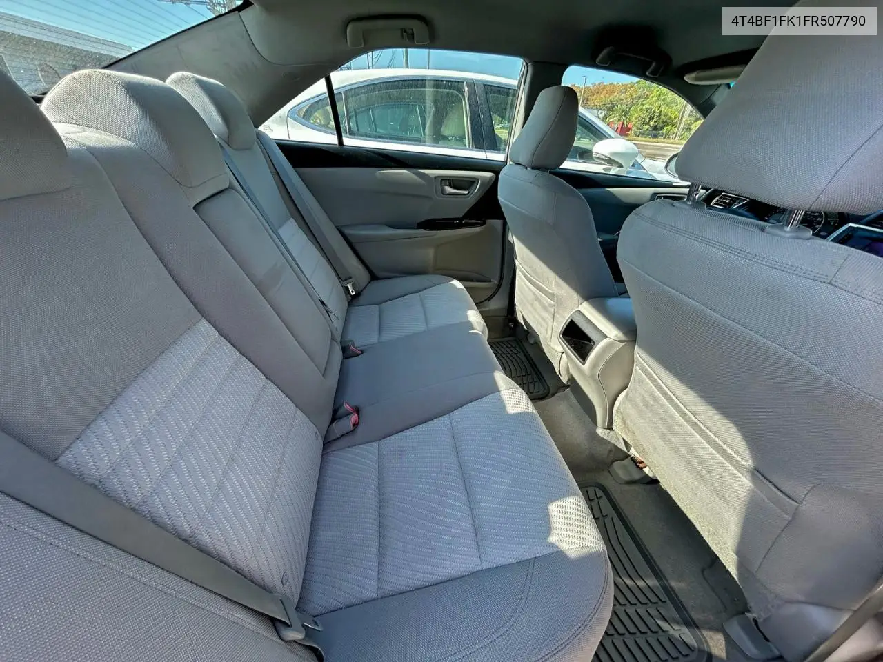 4T4BF1FK1FR507790 2015 Toyota Camry Le