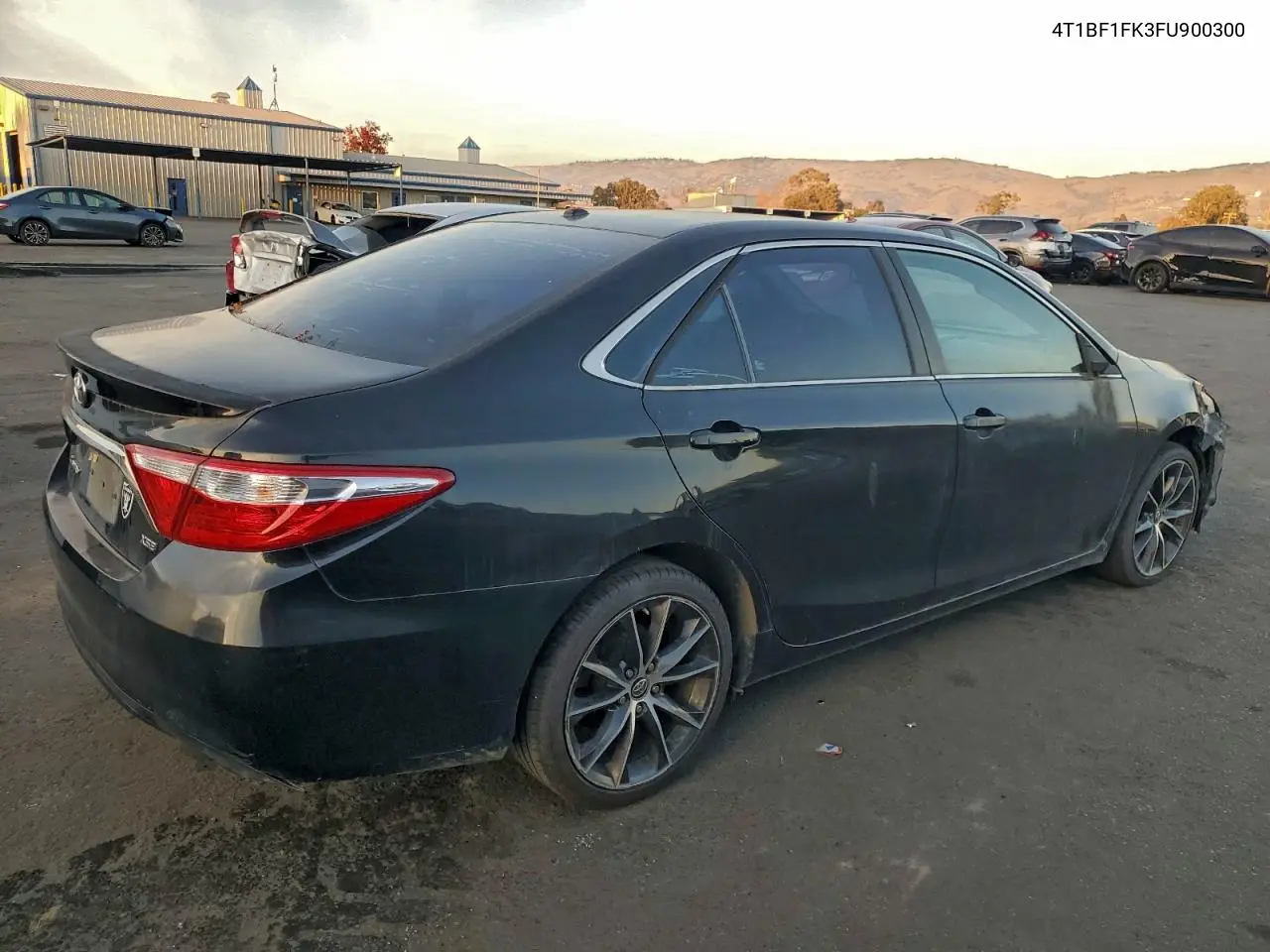 4T1BF1FK3FU900300 2015 Toyota Camry Le