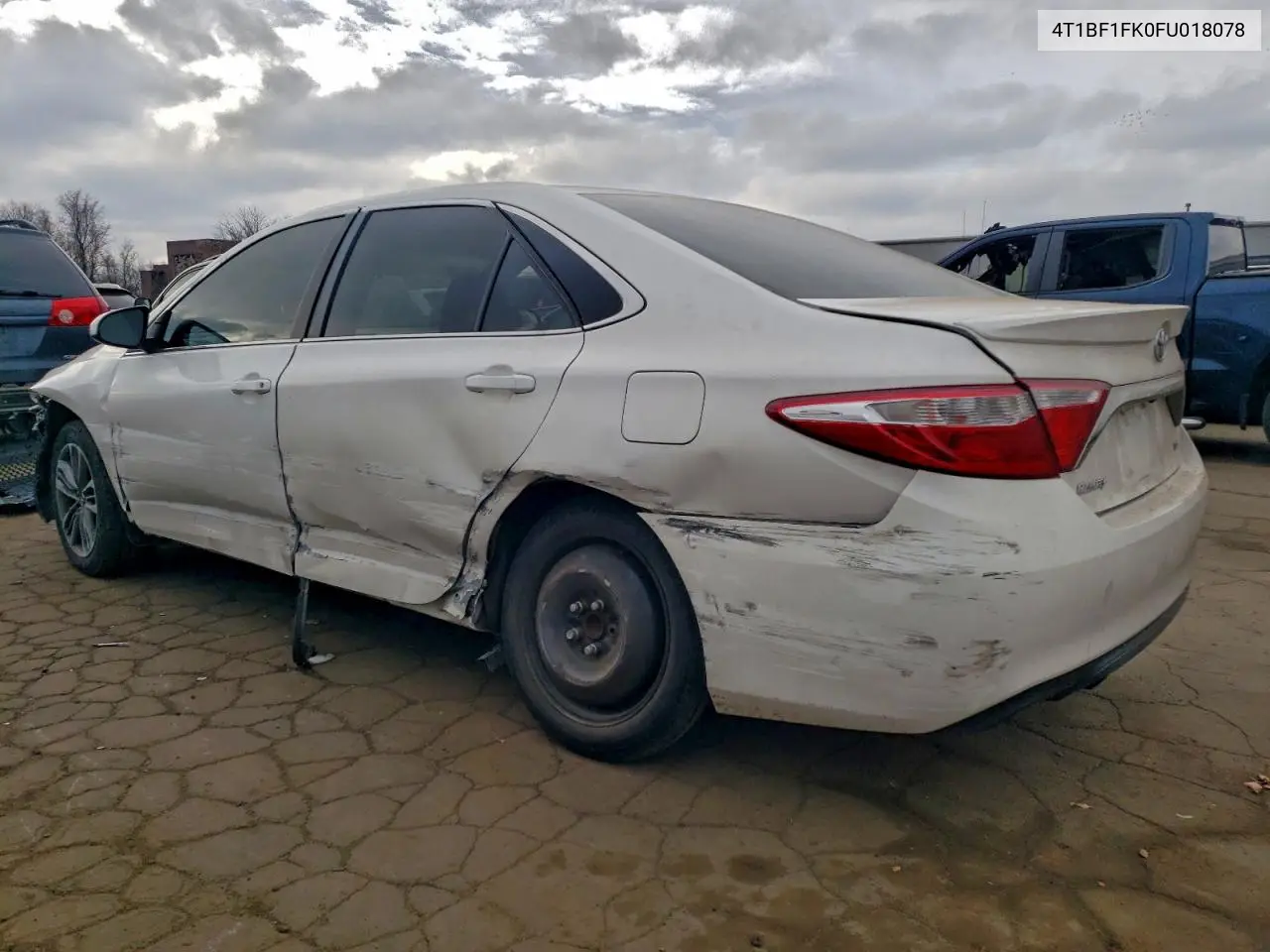 4T1BF1FK0FU018078 2015 Toyota Camry Le