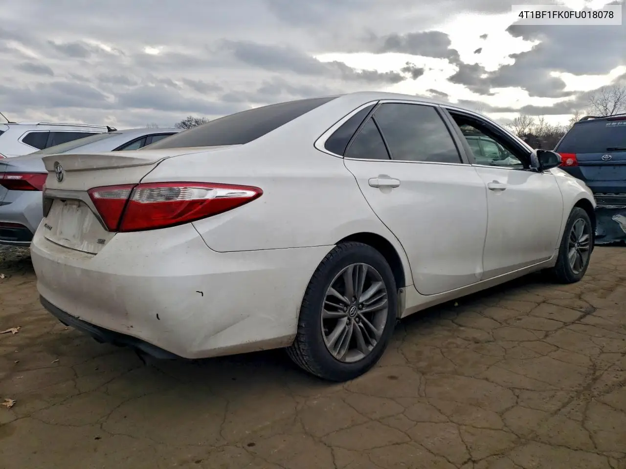 4T1BF1FK0FU018078 2015 Toyota Camry Le