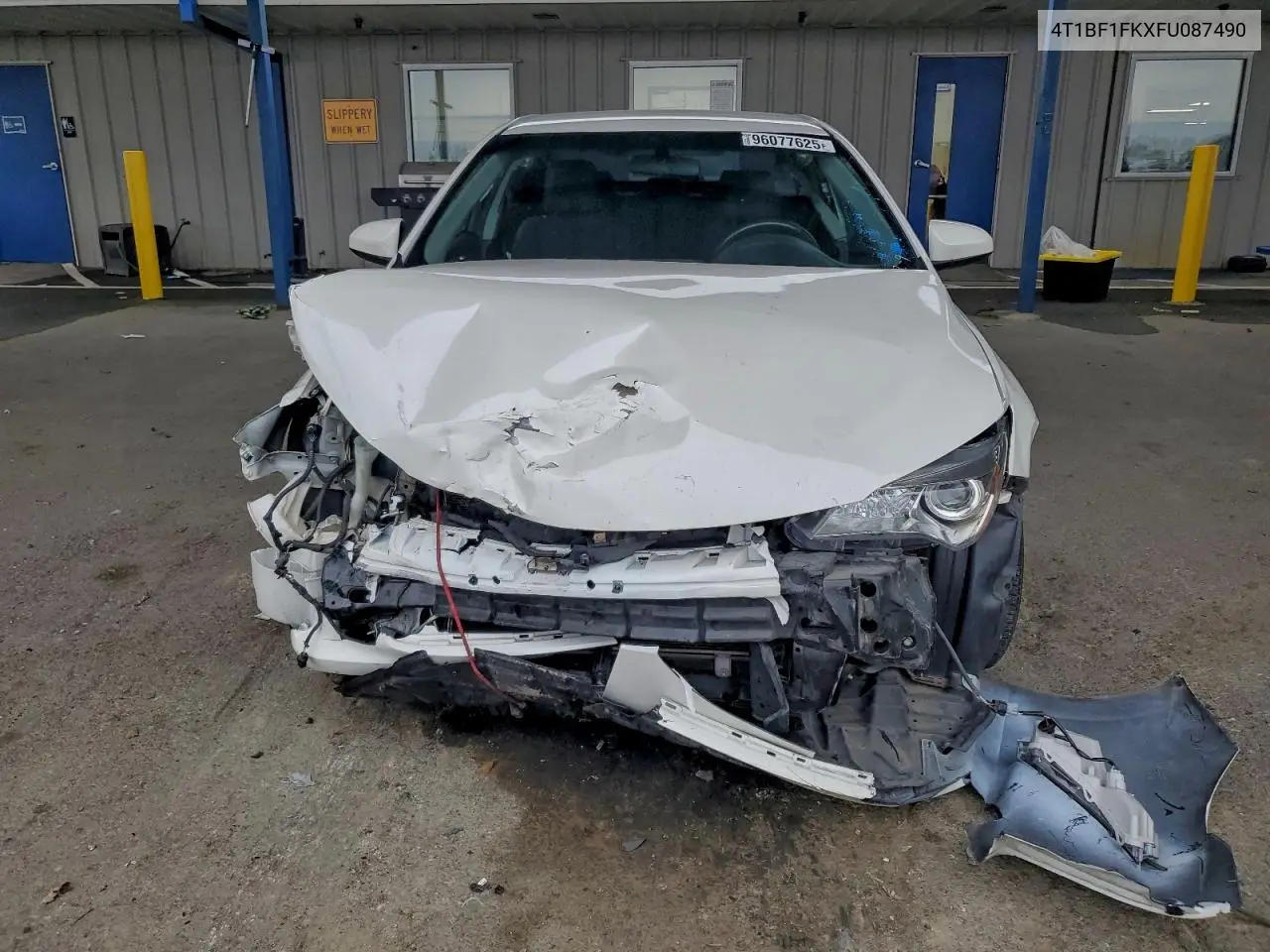 4T1BF1FKXFU087490 2015 Toyota Camry Le