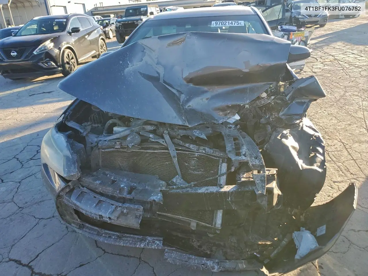 4T1BF1FK3FU076752 2015 Toyota Camry Le