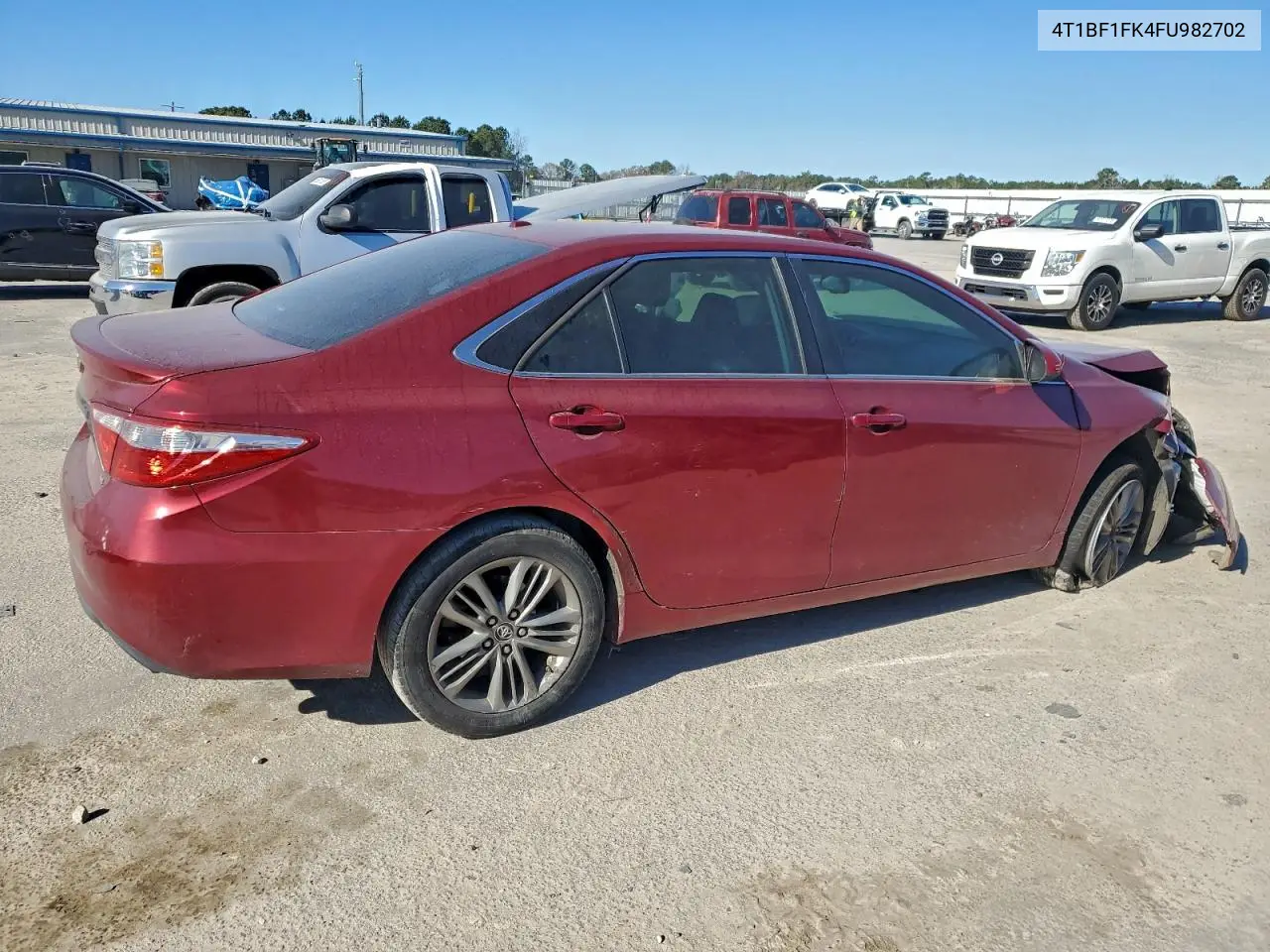 4T1BF1FK4FU982702 2015 Toyota Camry Le