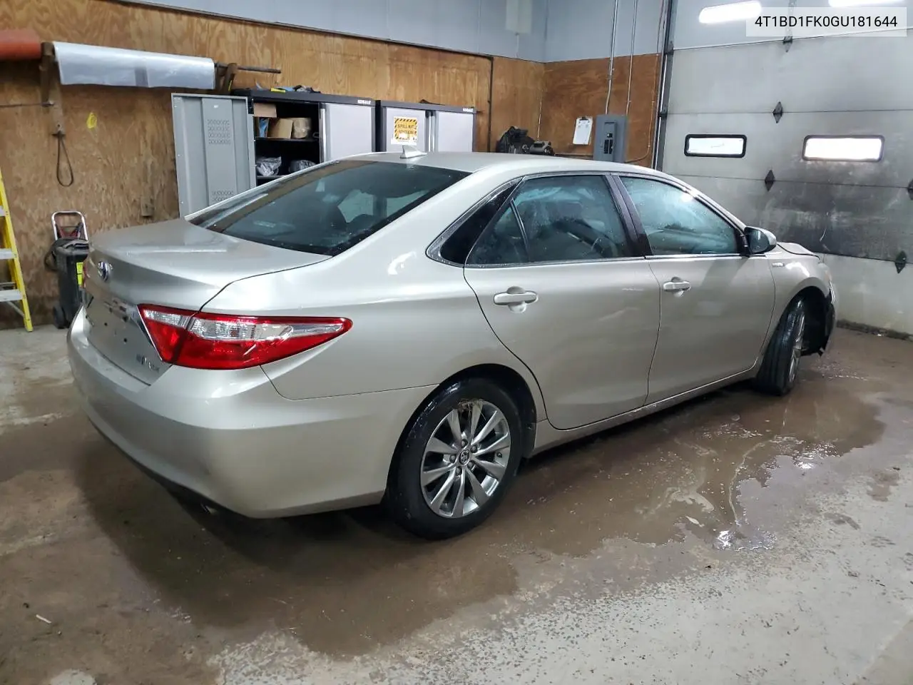 4T1BD1FK0GU181644 2016 Toyota Camry Hybrid