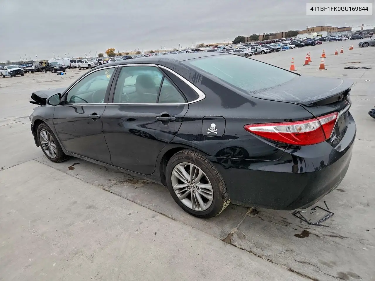 4T1BF1FK0GU169844 2016 Toyota Camry Se