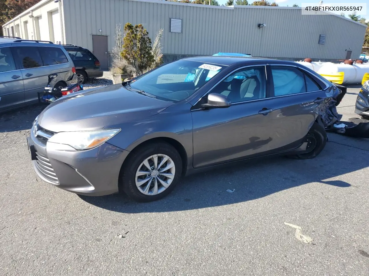 4T4BF1FKXGR565947 2016 Toyota Camry Le