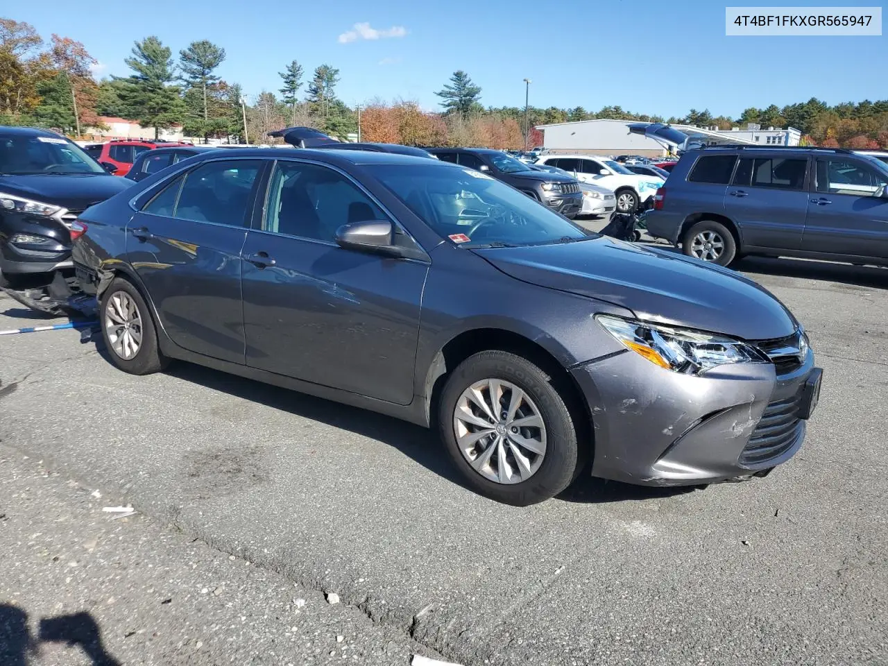 4T4BF1FKXGR565947 2016 Toyota Camry Le