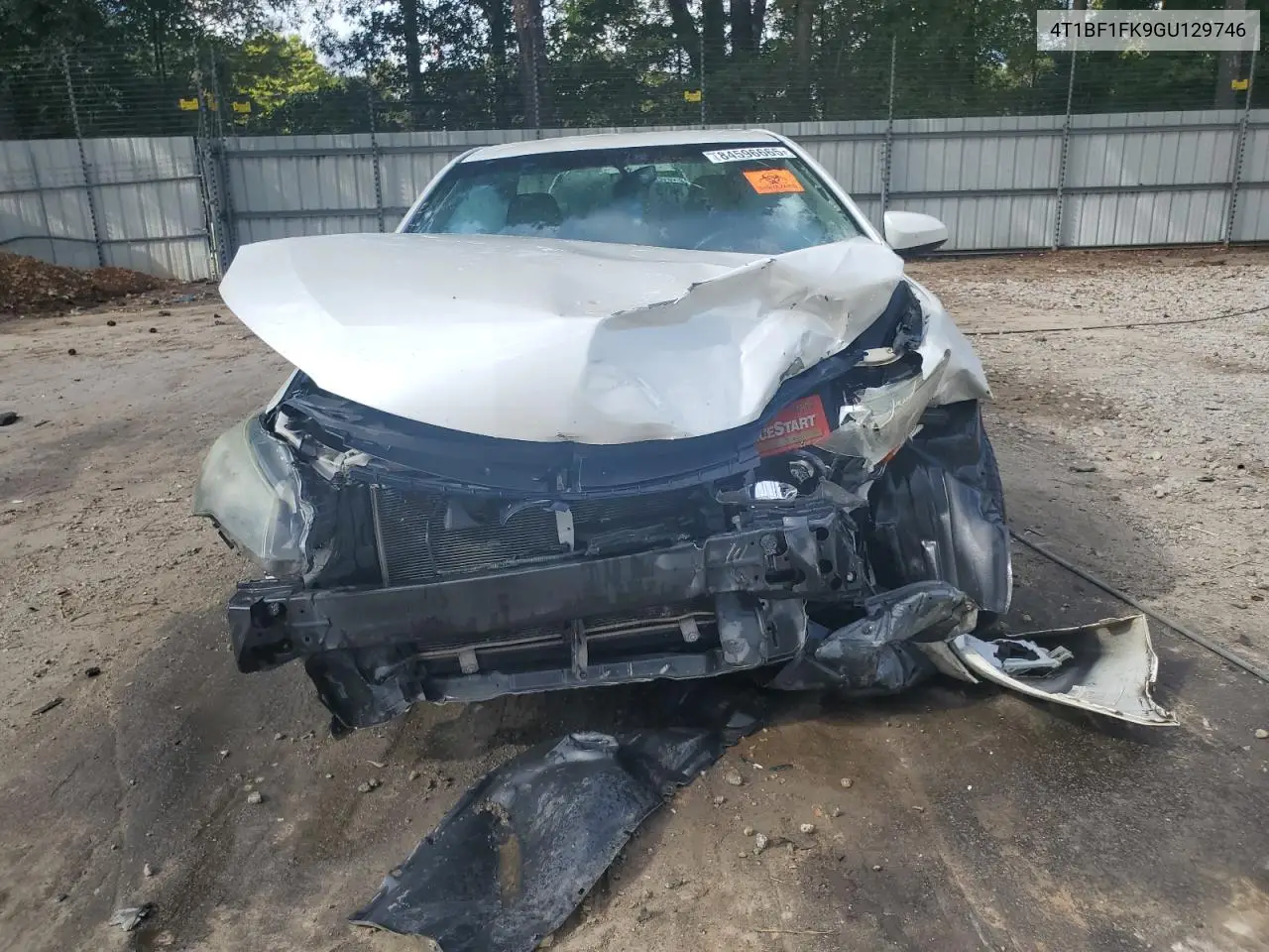 4T1BF1FK9GU129746 2016 Toyota Camry Le