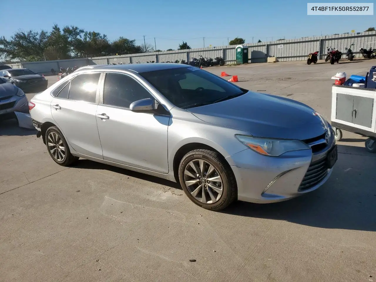 4T4BF1FK5GR552877 2016 Toyota Camry Le